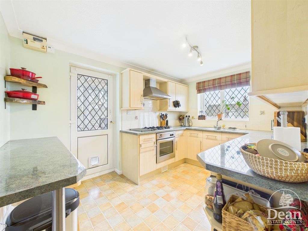 Property photo 3 of 15