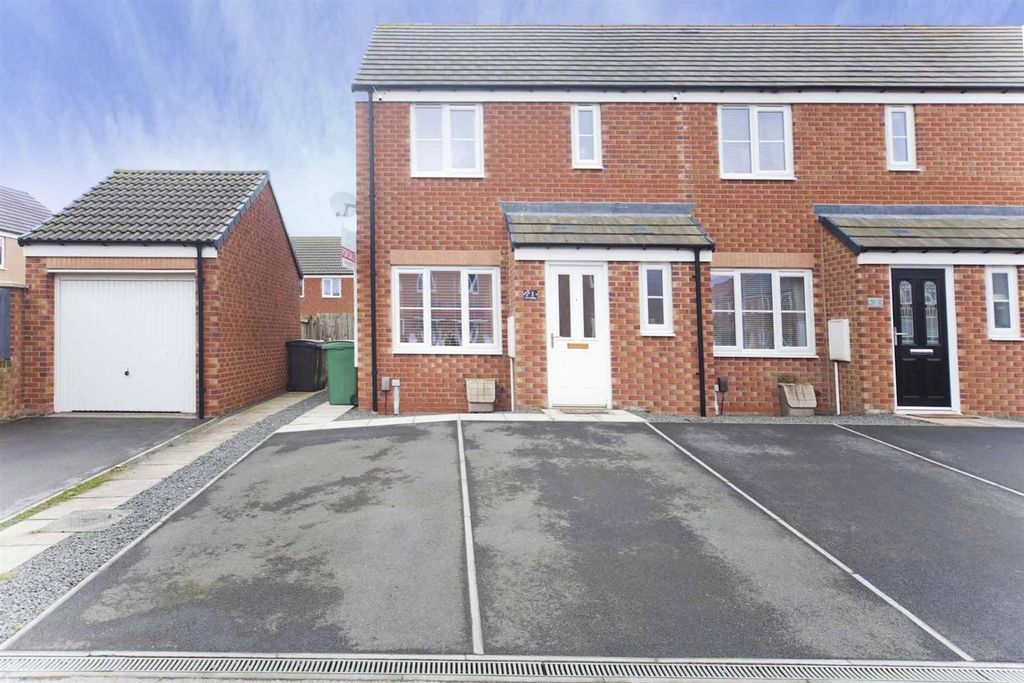 Property photo 1 of 26