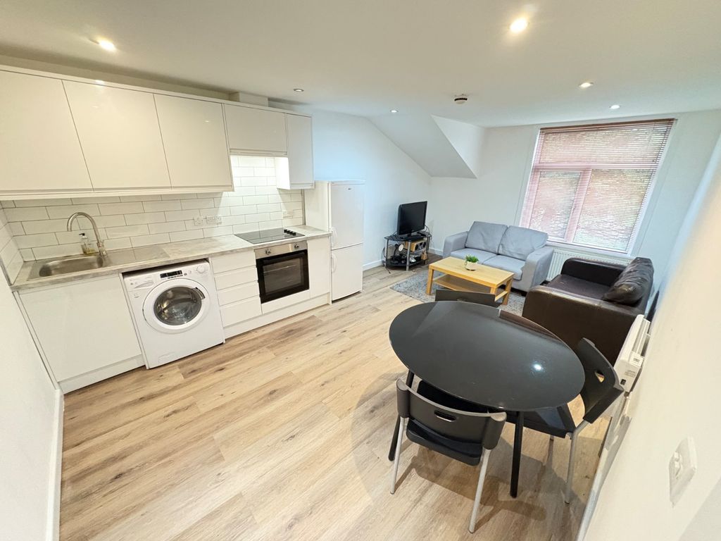 Property photo 1 of 4 Picture No. 06