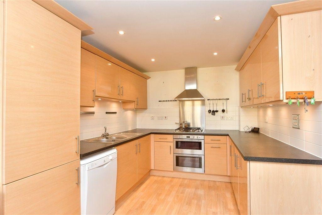 Property photo 1 of 15 Kitchen/ Living Area