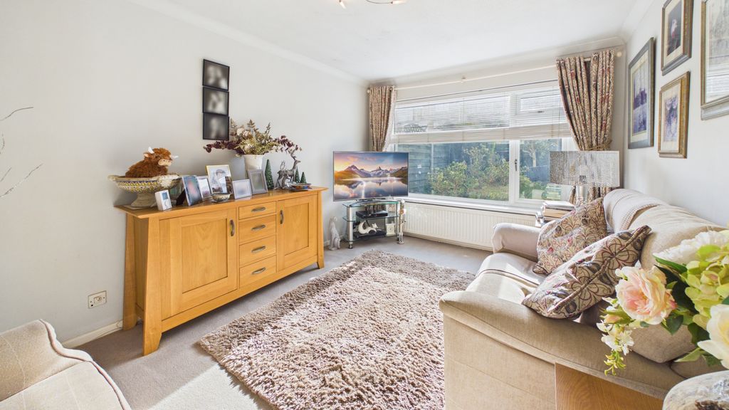 Property photo 3 of 13 Gallery