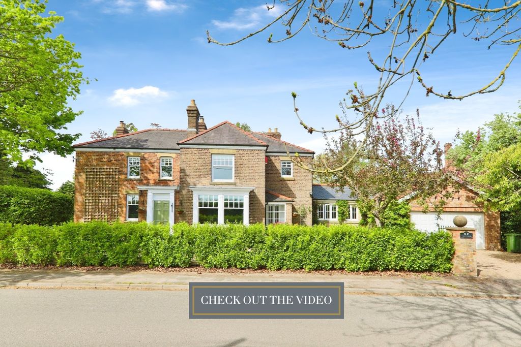 Property photo 1 of 19 4143932