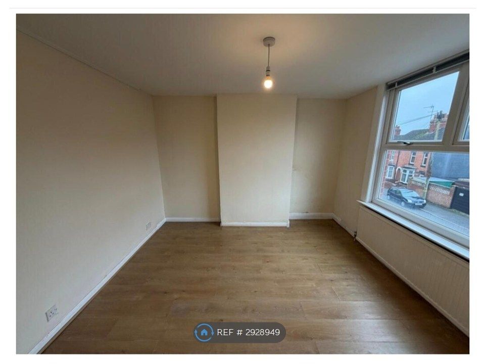Property photo 1 of 2