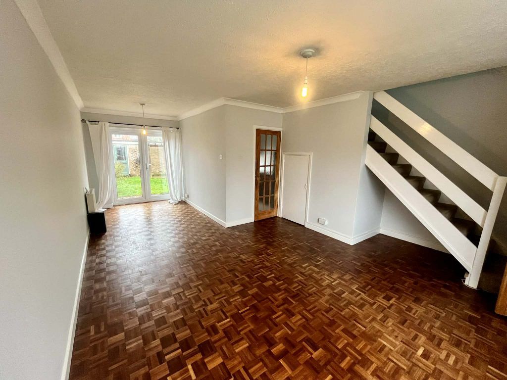 Property photo 3 of 8