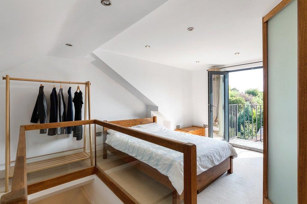 Property photo 1 of 10 Image