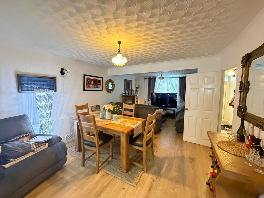 Property photo 3 of 18 Not Specified