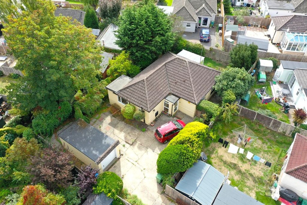 Property photo 3 of 24