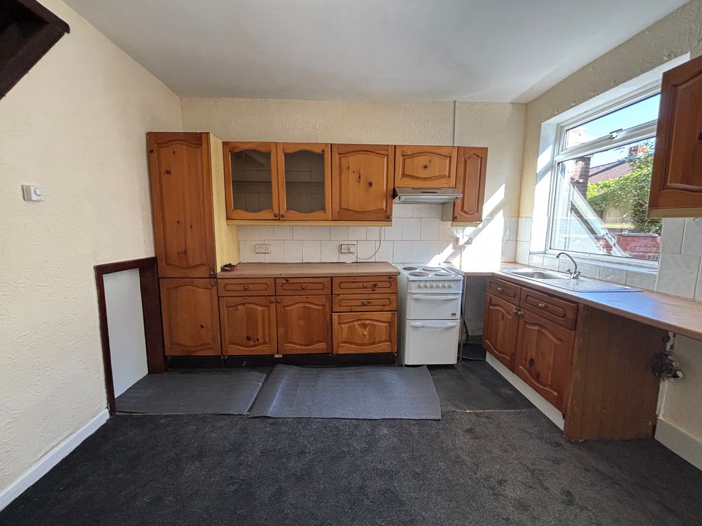 Property photo 2 of 11 Cooker 