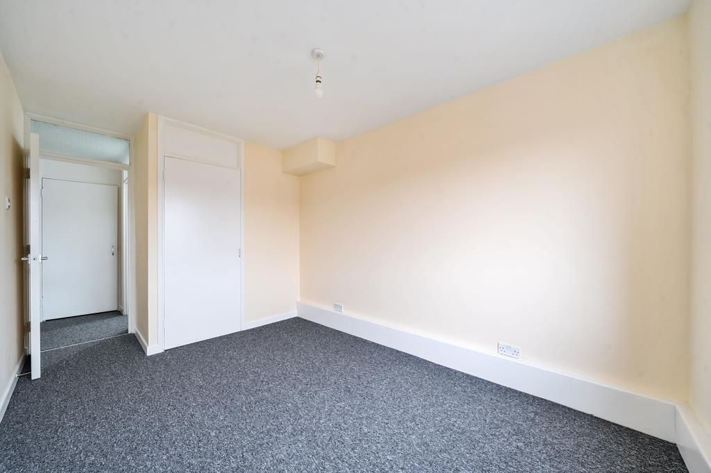 Property photo 3 of 17 Bedroom