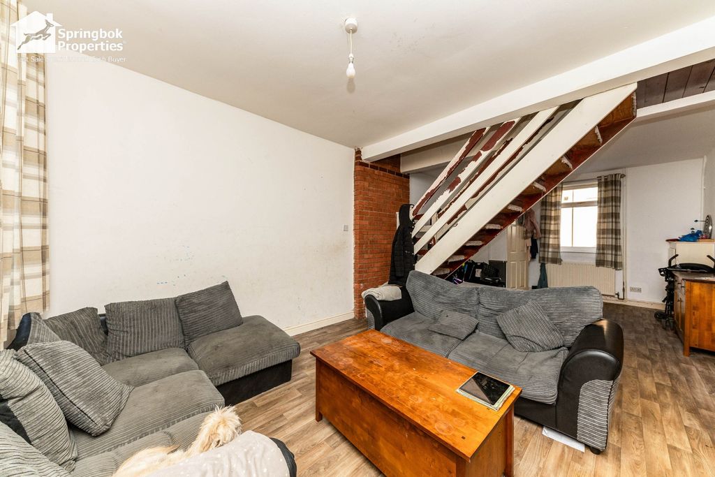 Property photo 2 of 12 Image 1