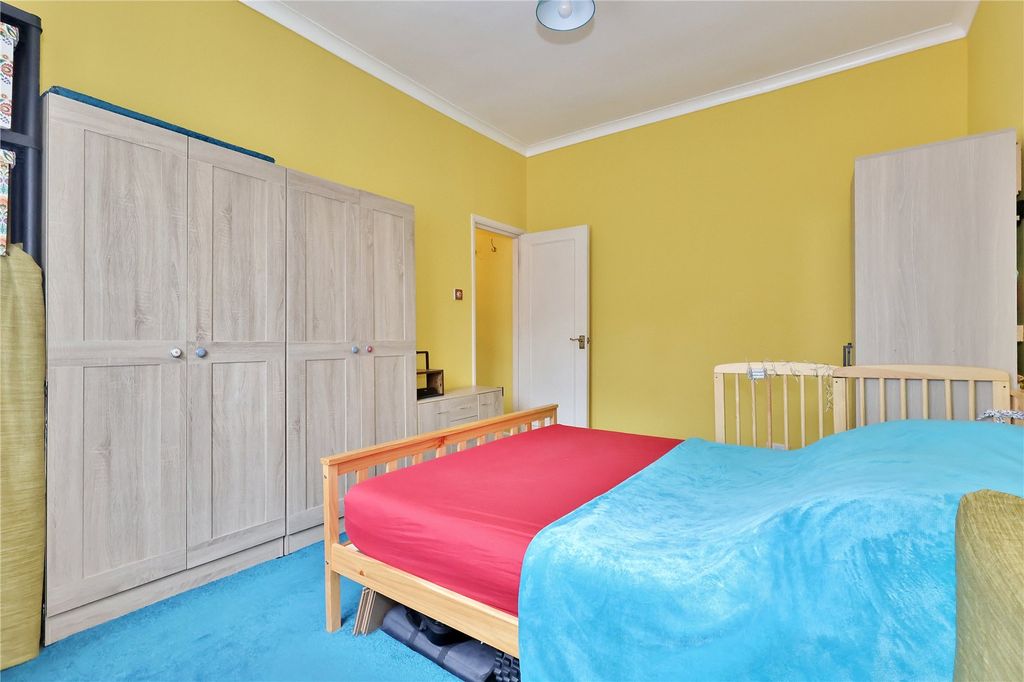 Additional image 5 of 1 bed flat for saleBroomhall Road, Woking, Surrey GU21