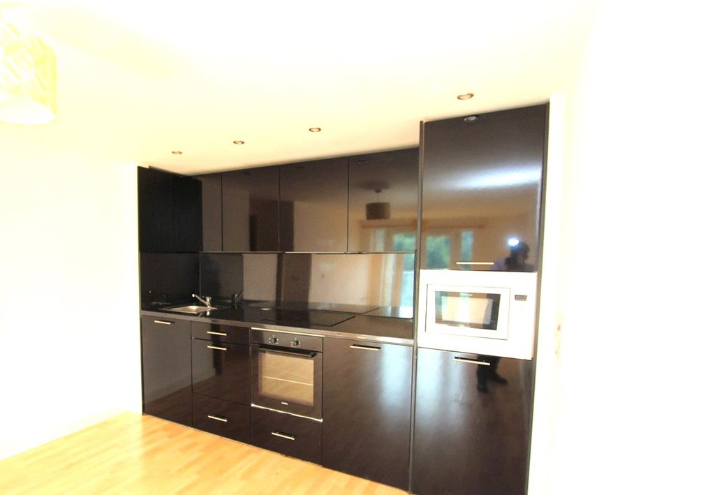 Property photo 3 of 10 Picture No. 22