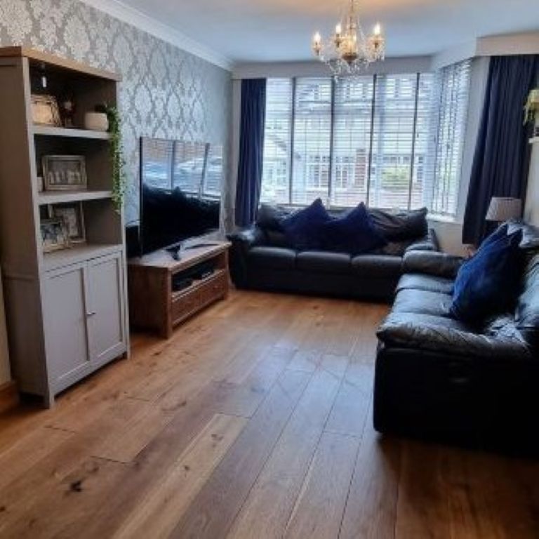 Property photo 2 of 25