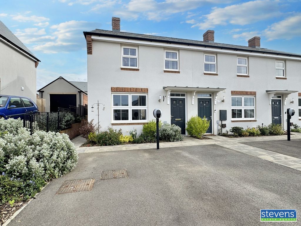 Property photo 1 of 18 Image00001