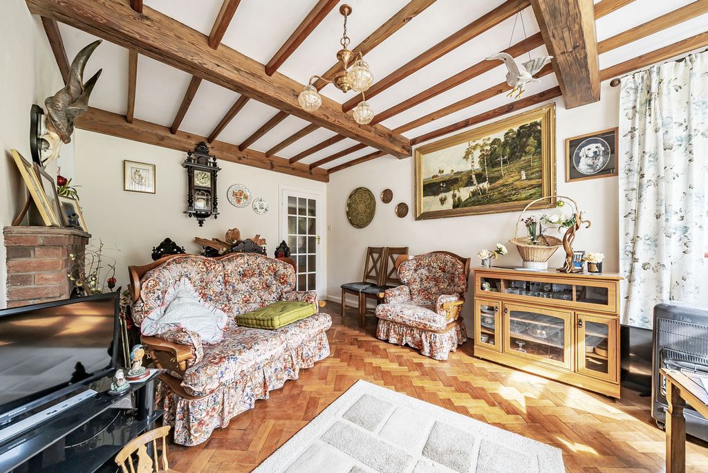 Property photo 3 of 45