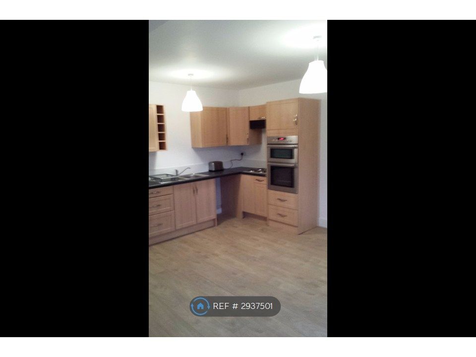 Property photo 1 of 7 Kitchen