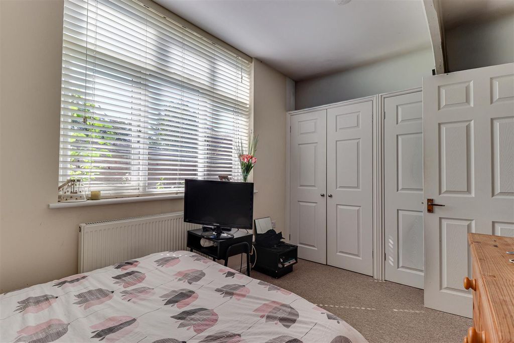 Property photo 3 of 10 09.Jpg