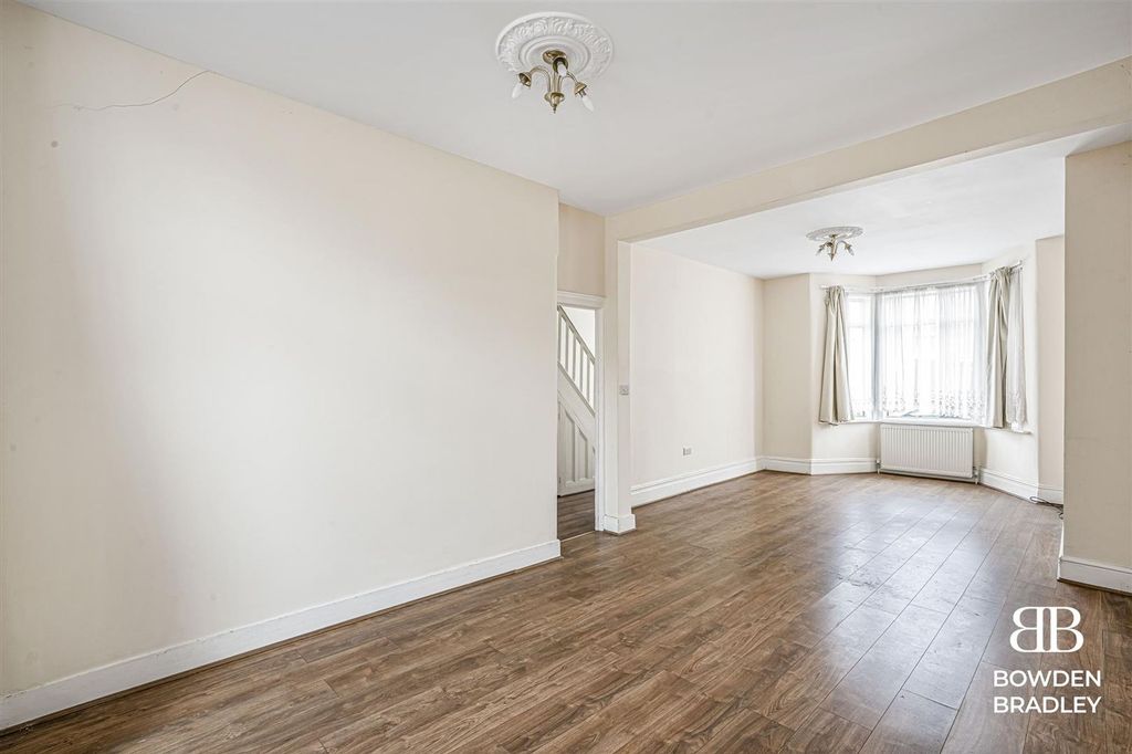 Property photo 2 of 14 Living Room