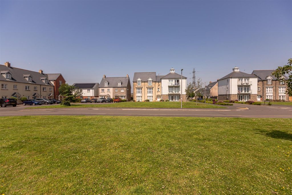 Additional image 36 of 2 bed flat for saleY Corsydd, Llanelli SA15