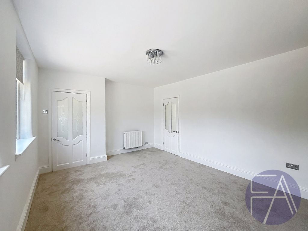 Property photo 3 of 19 5213463