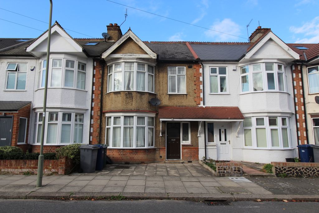 Property photo 1 of 11