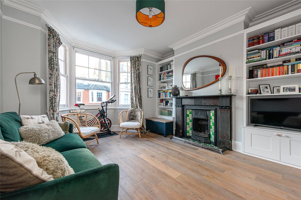 Property photo 2 of 21 Picture No. 04