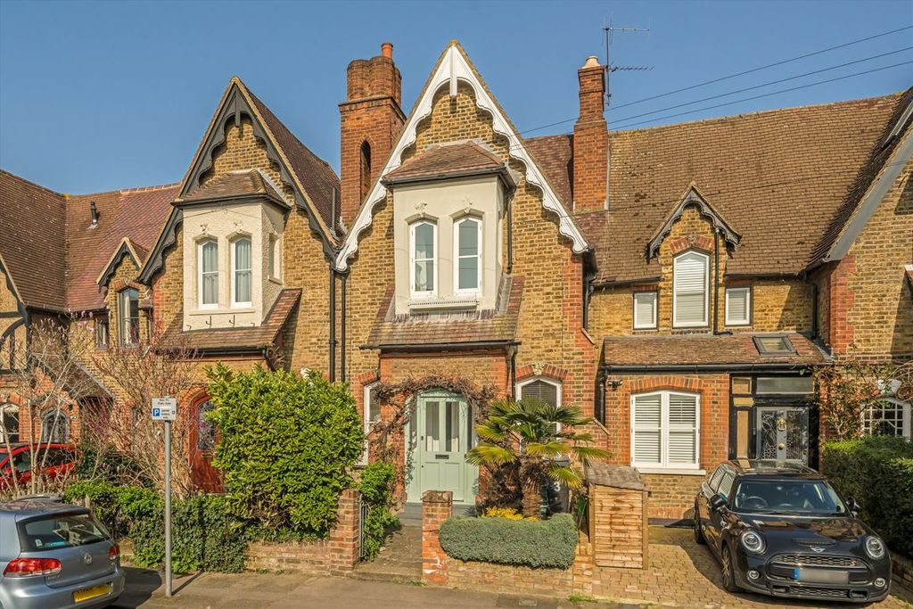 Property photo 1 of 9