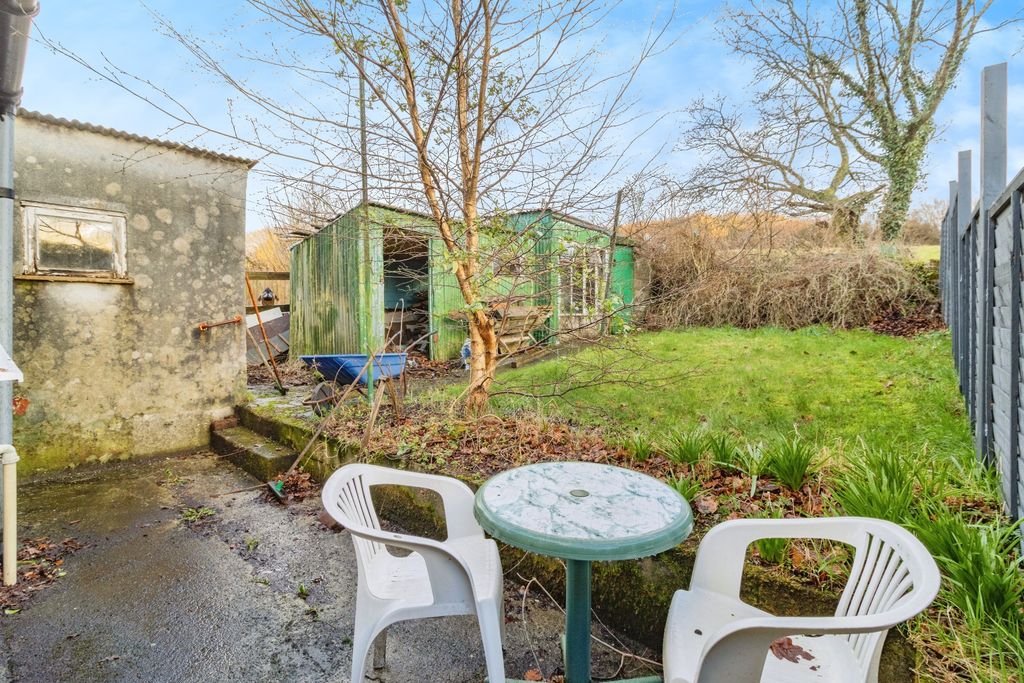 Property photo 2 of 16 Rear Garden