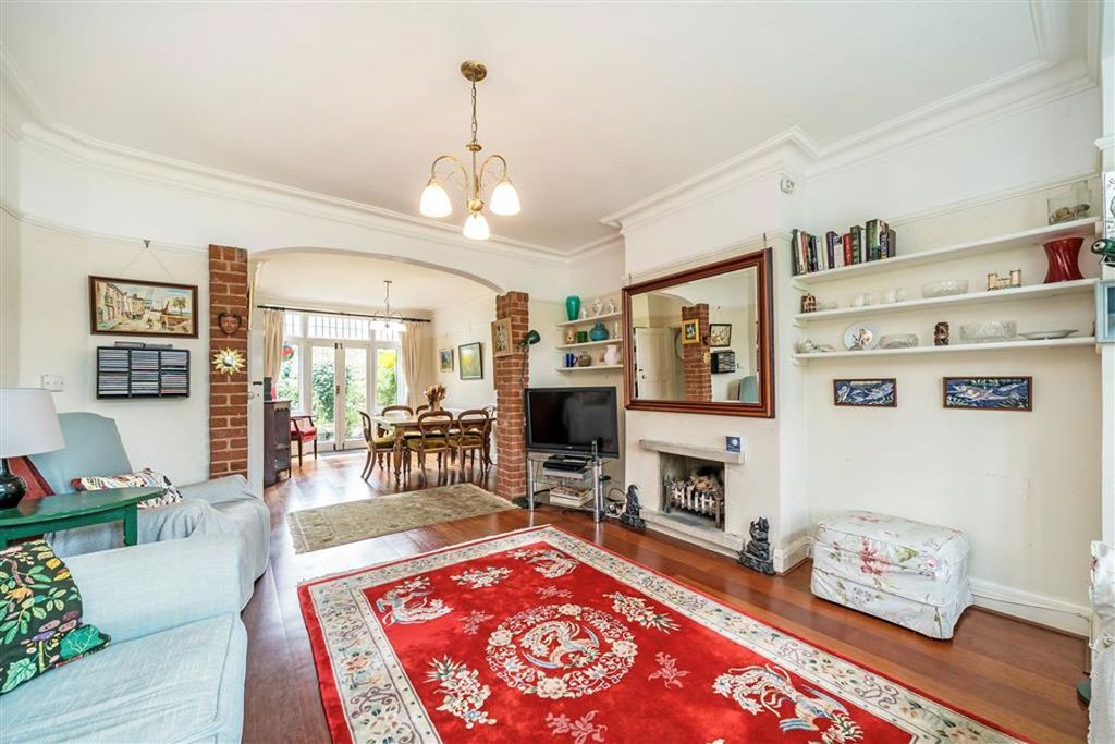 Property photo 3 of 13