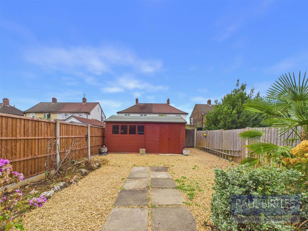 Property photo 3 of 17 Cam04378G0-Pr0417-Still019.Jpg