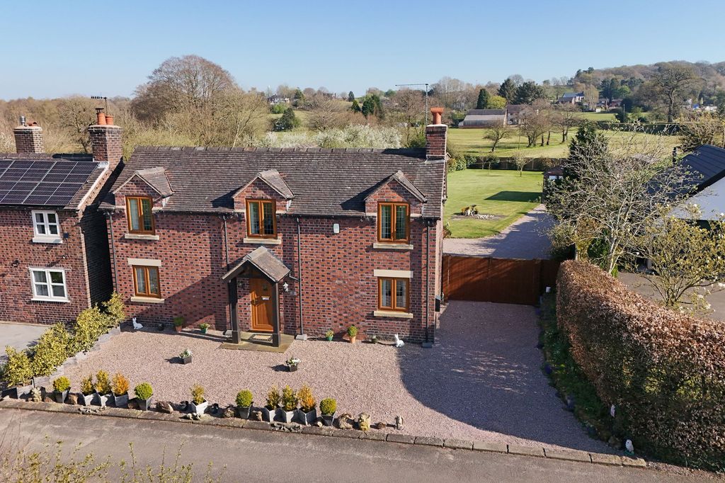 Property photo 1 of 33