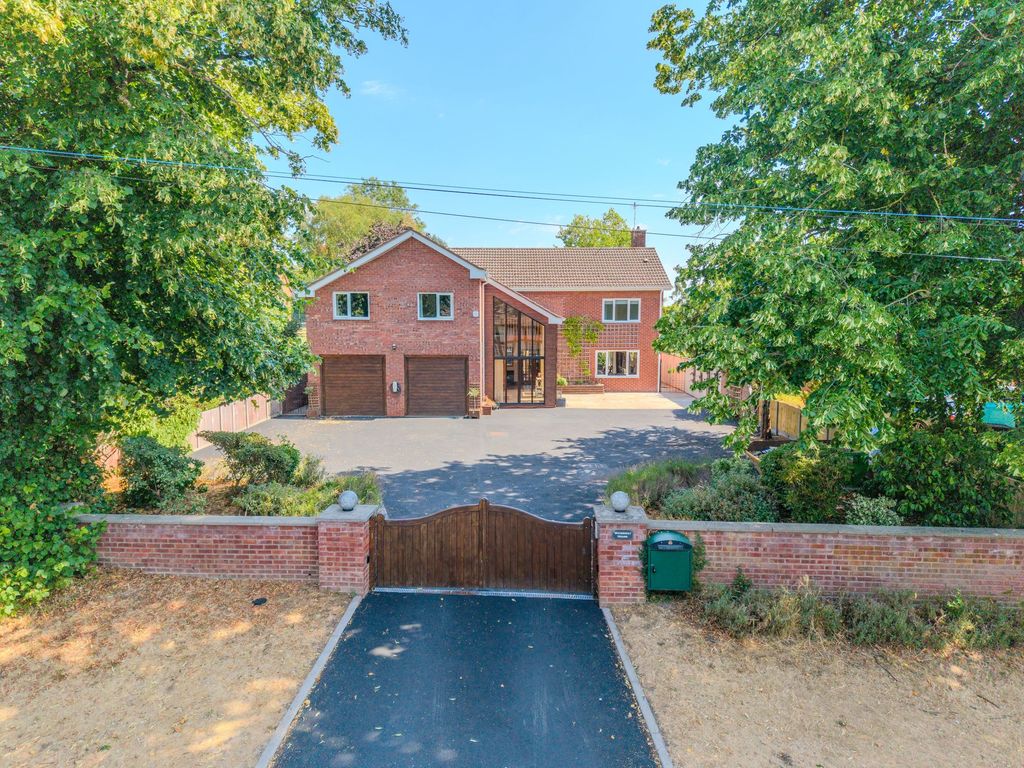 Property photo 1 of 25