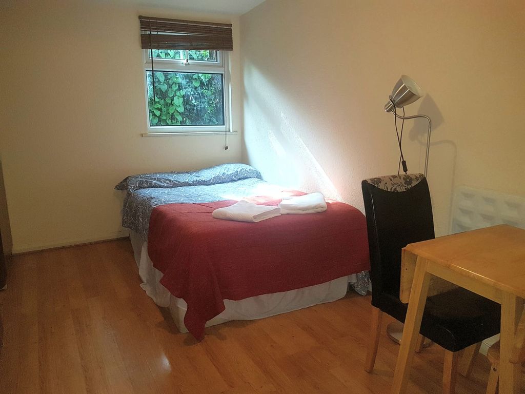 Property photo 1 of 4