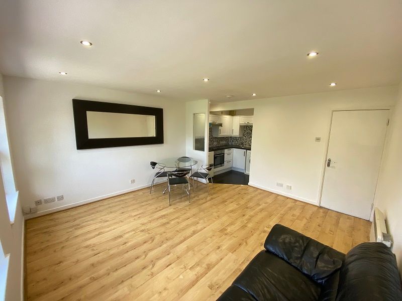 Property photo 3 of 7 Drawing Room