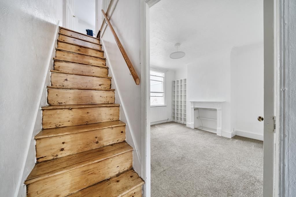 Property photo 2 of 23 Hallway