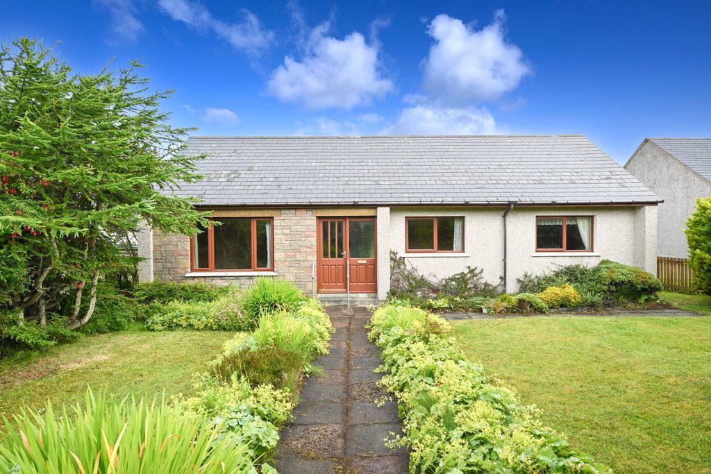Property photo 1 of 37