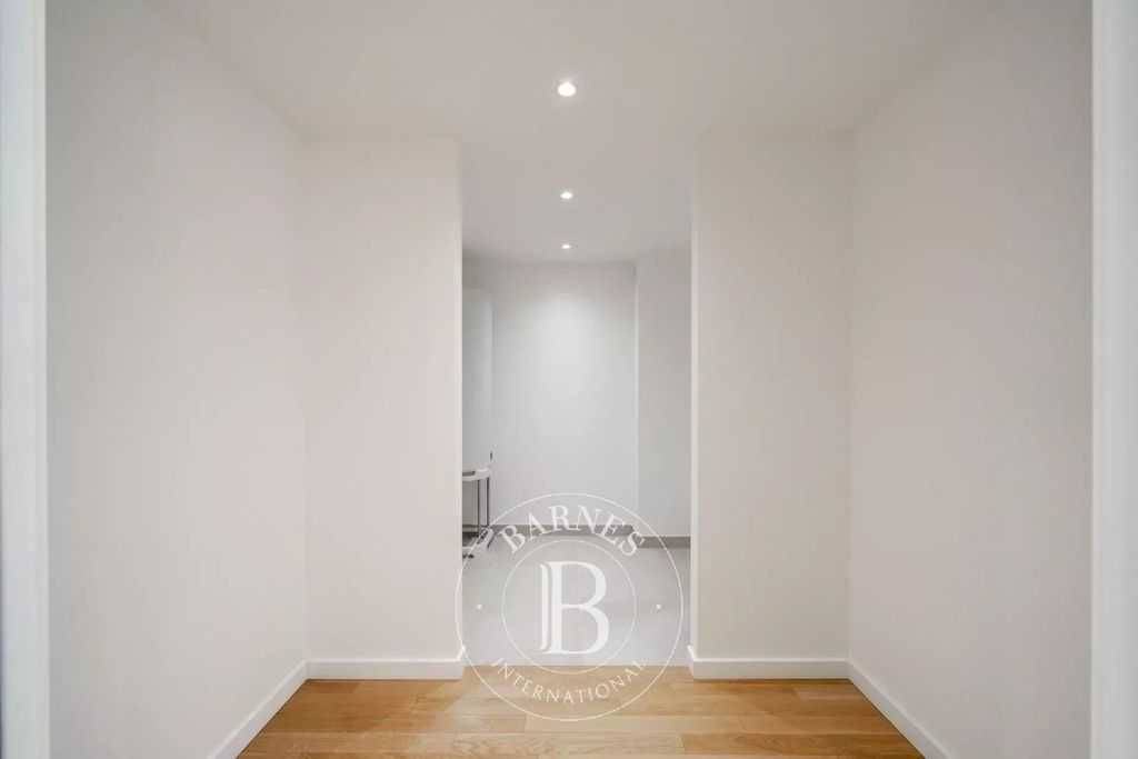 Property photo 3 of 26