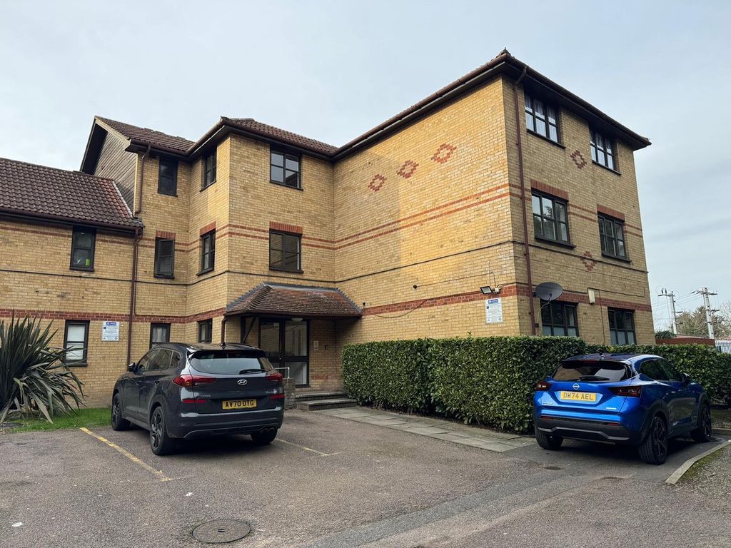 Property photo 1 of 13