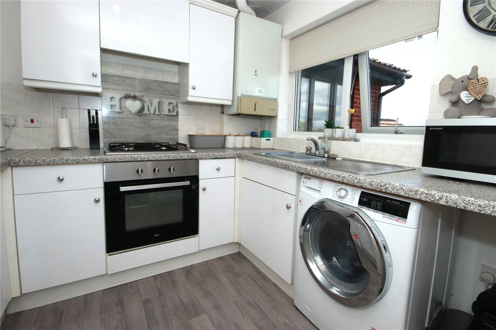 Property photo 2 of 11 Picture No. 06