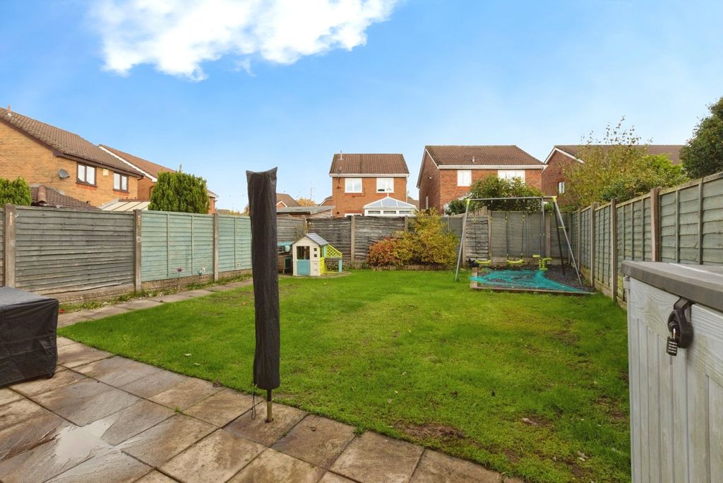 Property photo 2 of 17 Photo