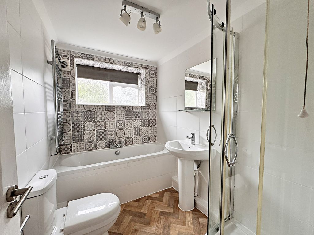 Property photo 3 of 11 Refitted Bathroom