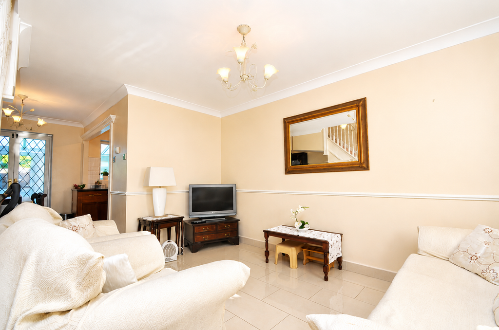 Property photo 3 of 13 H