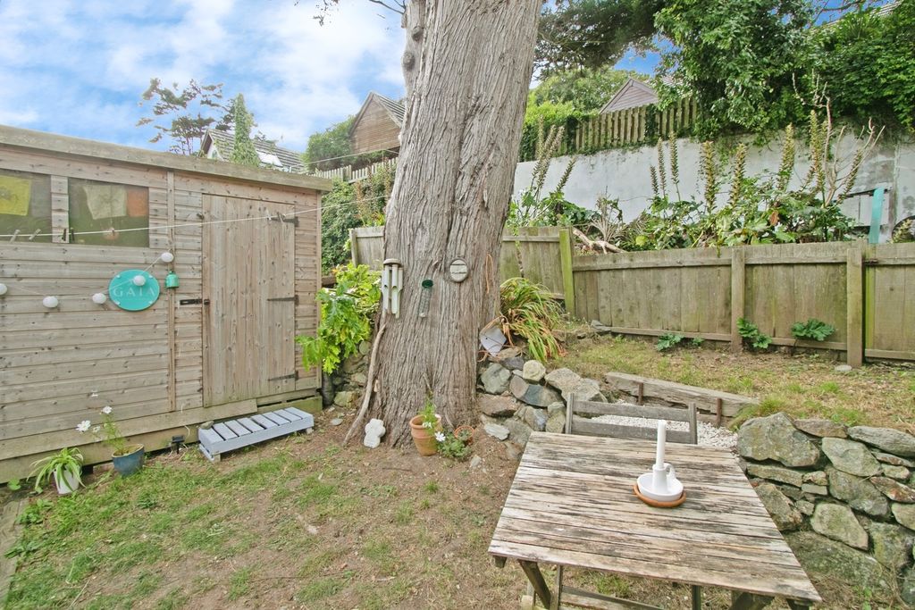 Property photo 2 of 15 Photo
