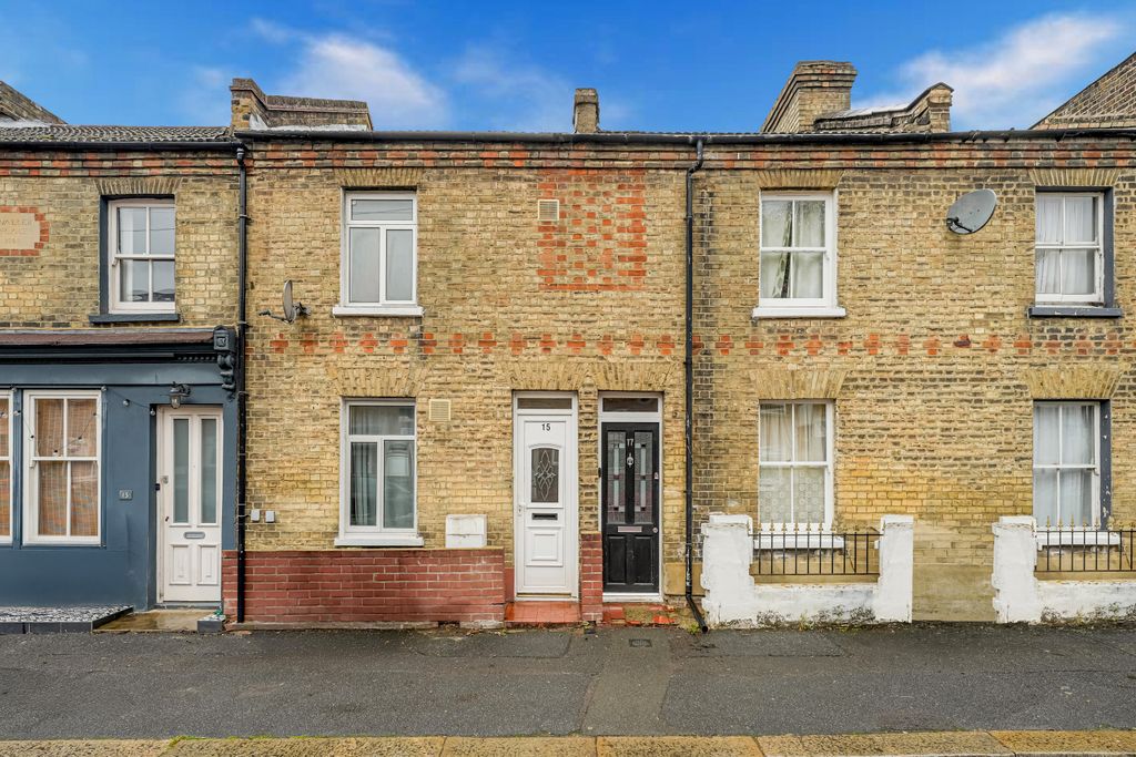 Property photo 1 of 19