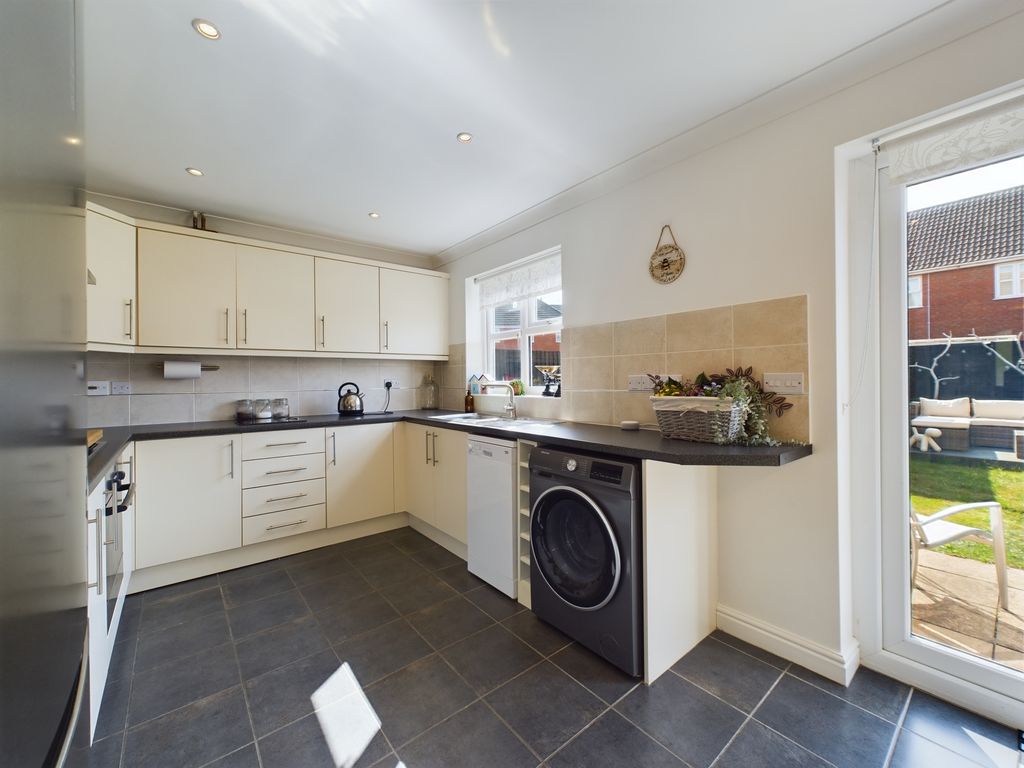 Property photo 2 of 15