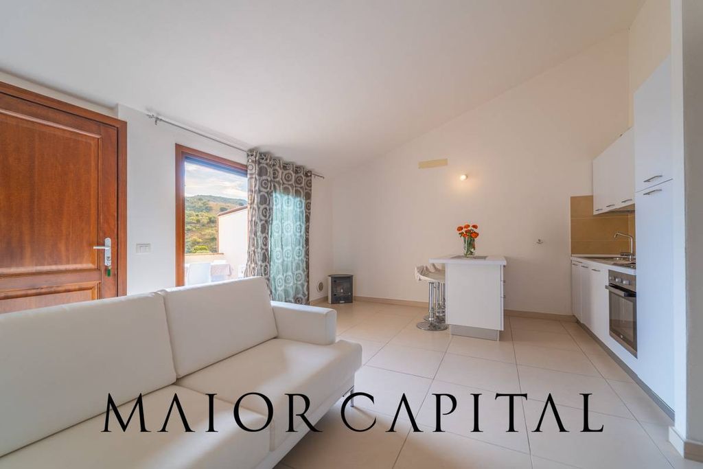 Property photo 3 of 27