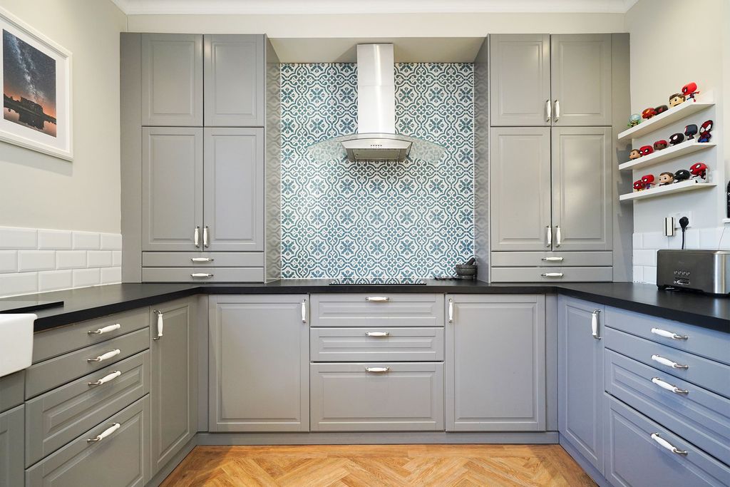 Property photo 3 of 41