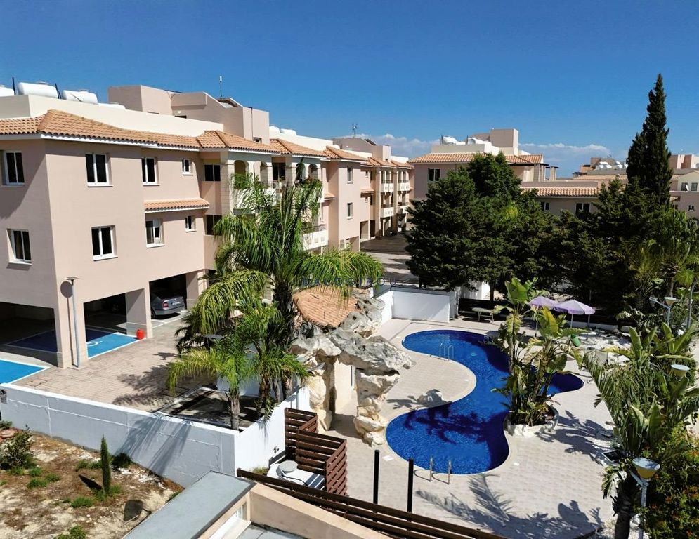 Property photo 3 of 9