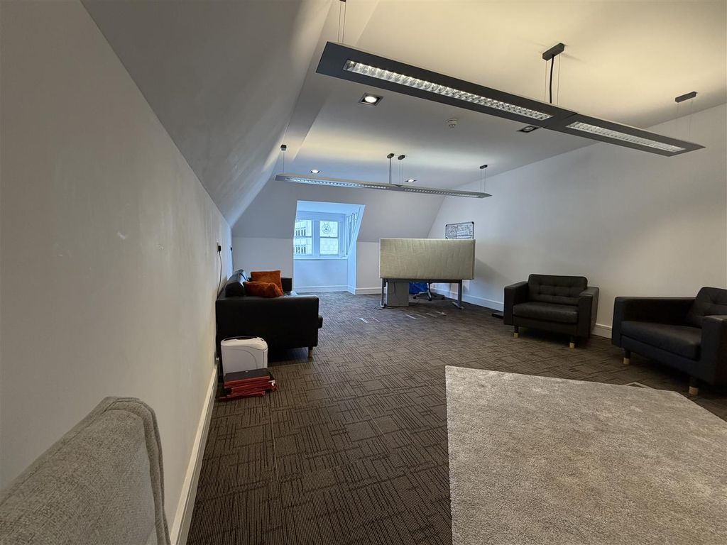 Property photo 2 of 7 Image00008.Jpeg