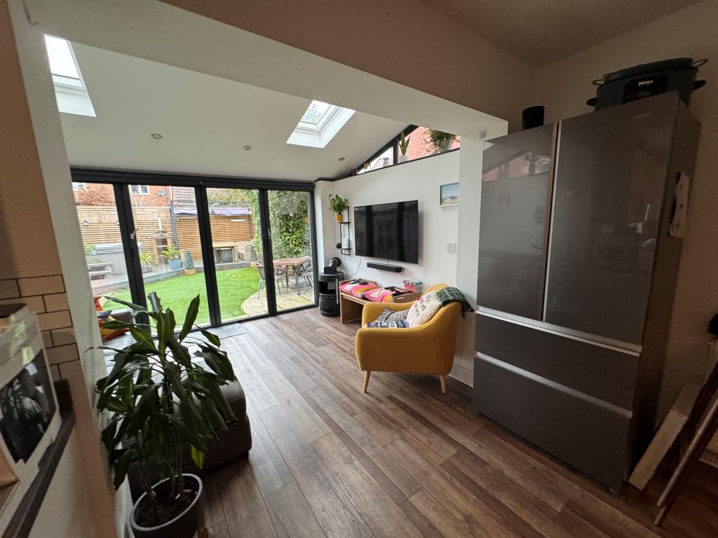 Property photo 3 of 16